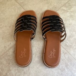 Crown Vintage sandals